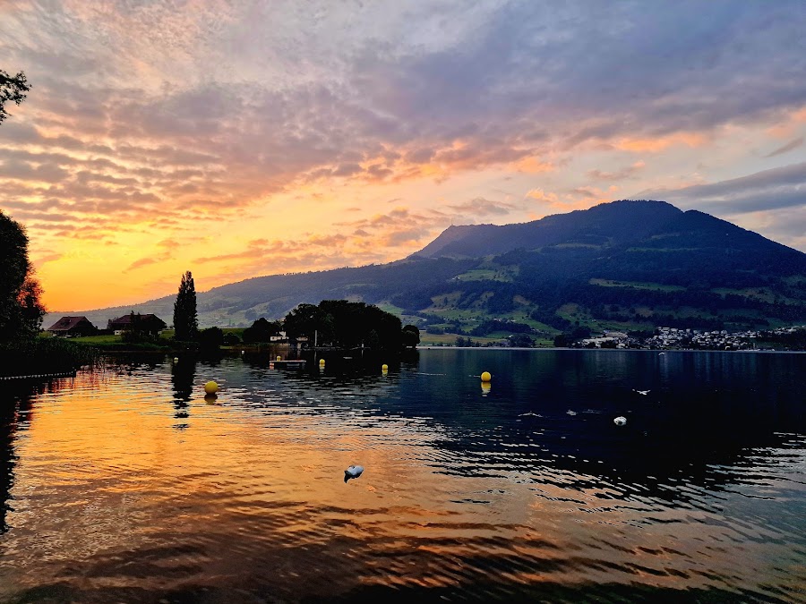 Strandbad Merlischachen