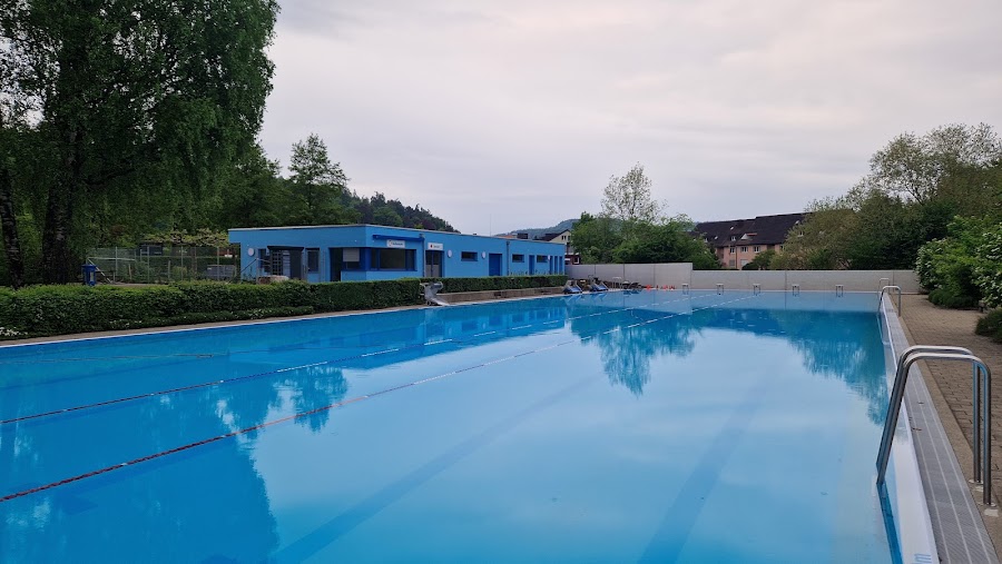 Schwimmbad Neftenbach