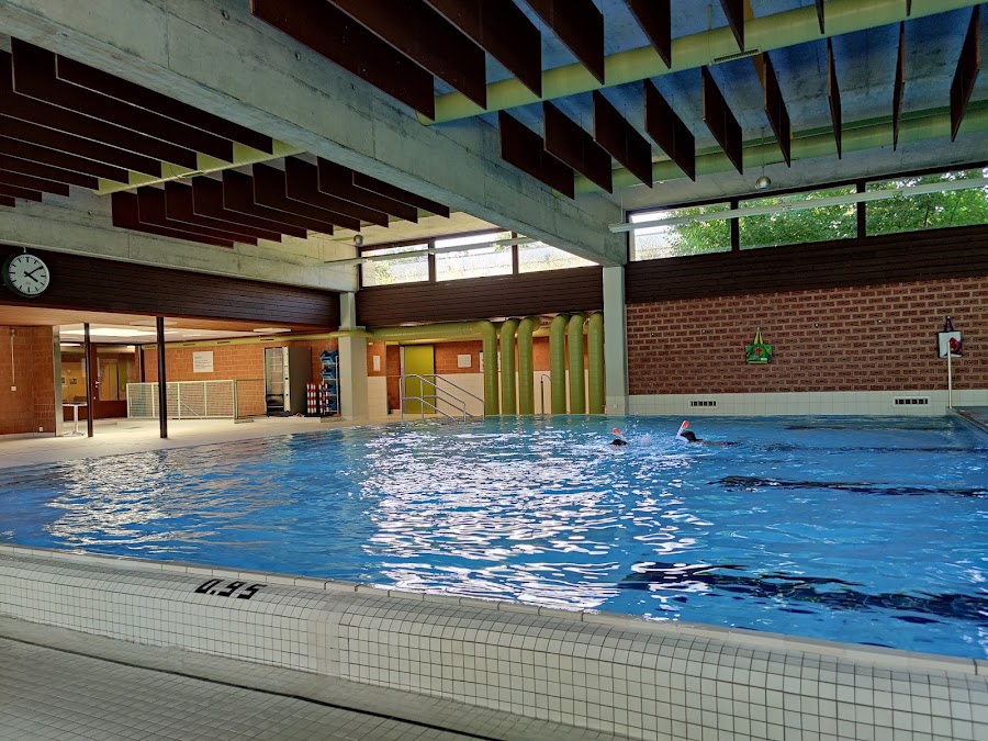 Hallenbad Bolligen