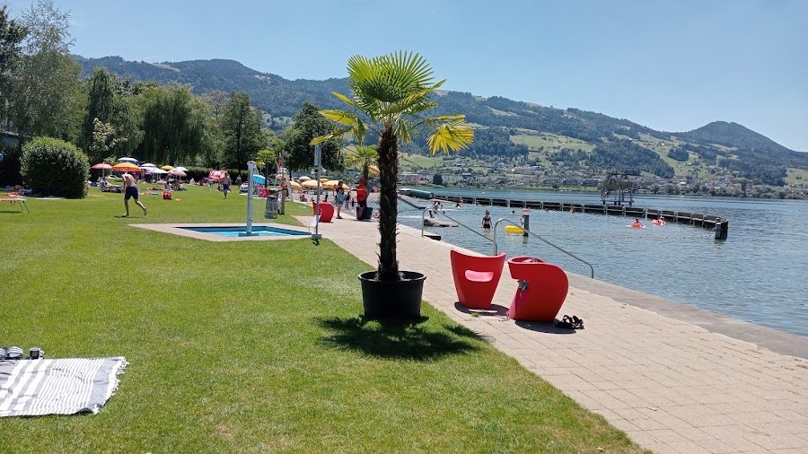 Strandbad Lachen