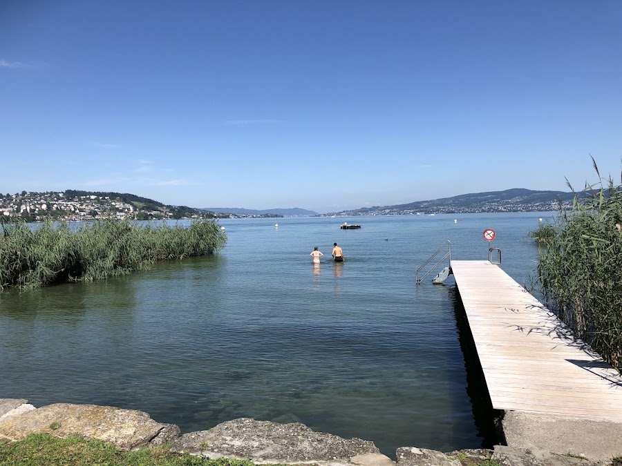 Strandbad Bäch