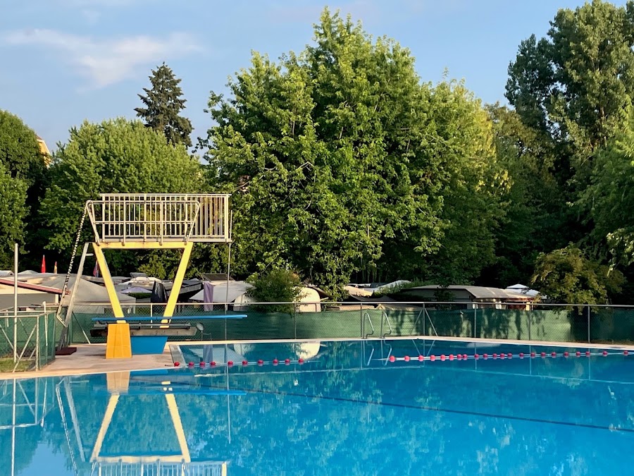 Piscine de Penthalaz
