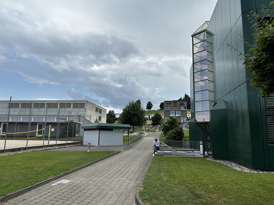 Sporthalle und Hallenbad Willisau
