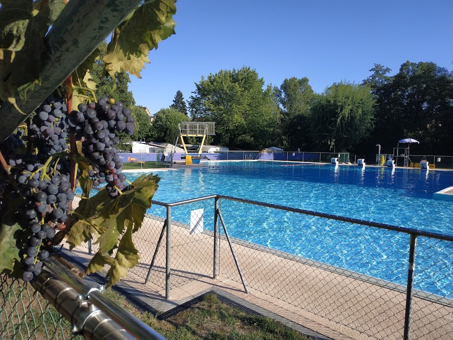 Piscine de Penthalaz